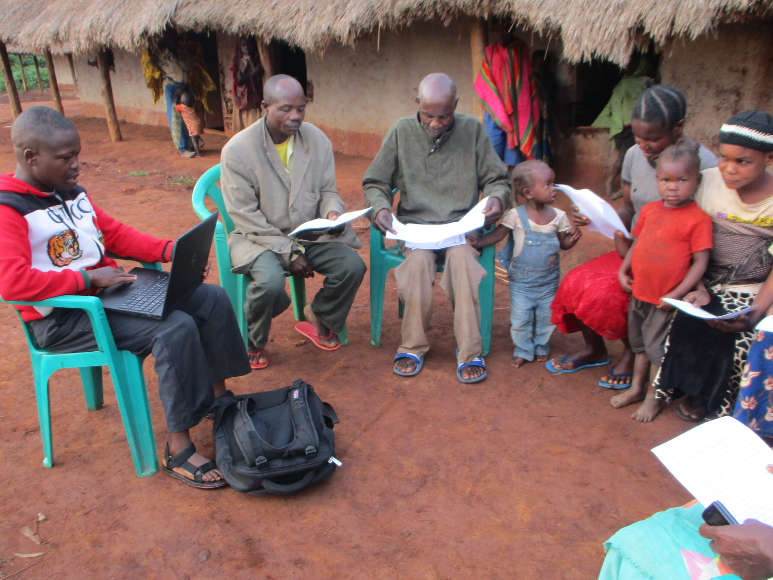 Testing Ndrulo Scriptures for comprehension at a church in Democratic Republic of Congo