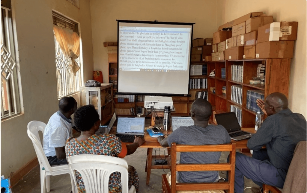 Hearing God’s Word in Kuku.